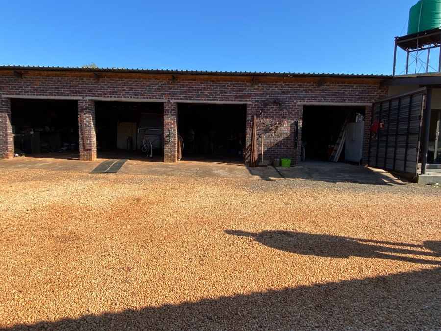 5 Bedroom Property for Sale in Koster North West